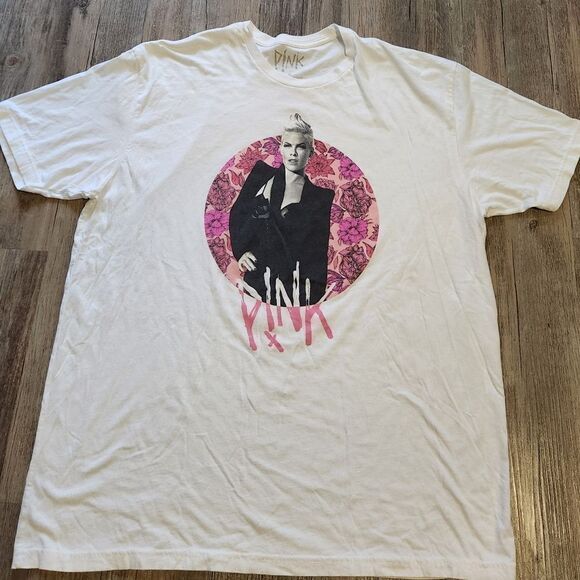 Artist Pink 2017‎ Concert tour size 2XL - Picture 1 of 5